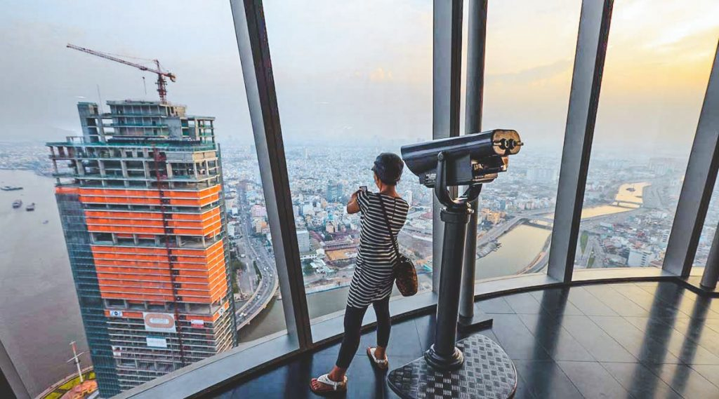 Tầm nhìn từ Bitexco Saigon Skydeck 